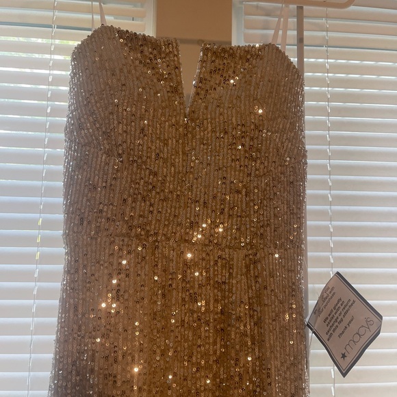 New never worn - Picture 2 of 3